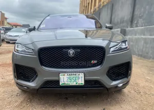 Jaguar F-Pace 2020 Gray