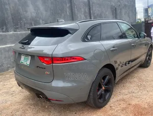 Jaguar F-Pace 2020 Gray