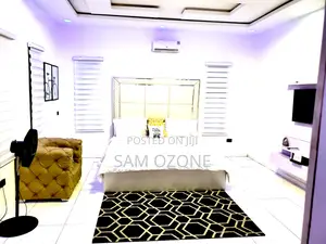 Beautiful 5 Bedroom Duplex