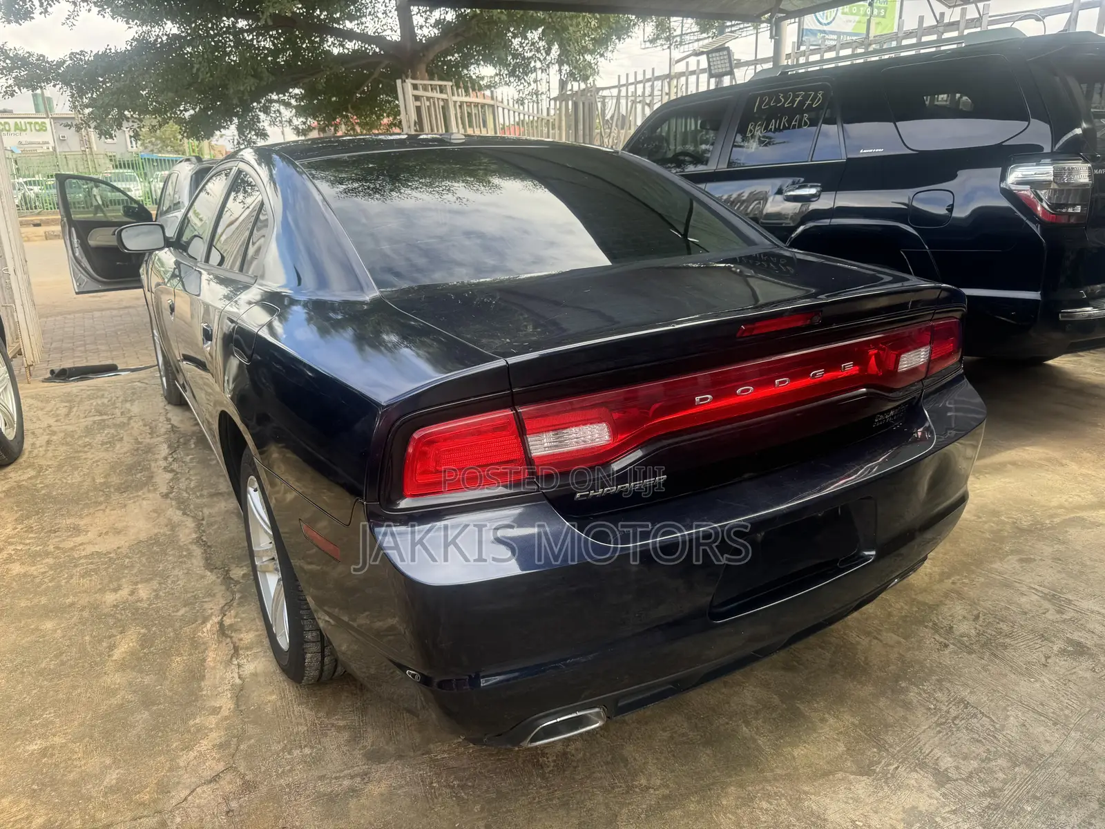 Dodge Charger 2013 Blue