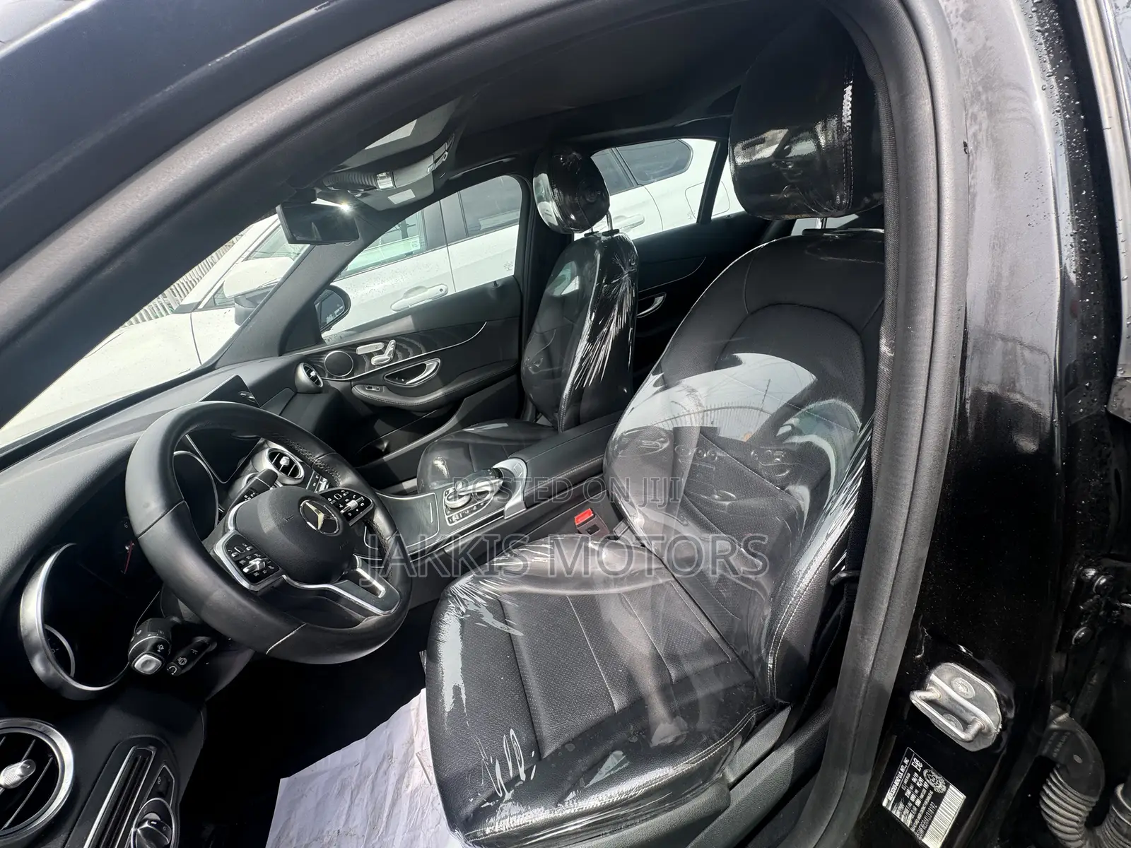 Mercedes-Benz C300 2020 Black