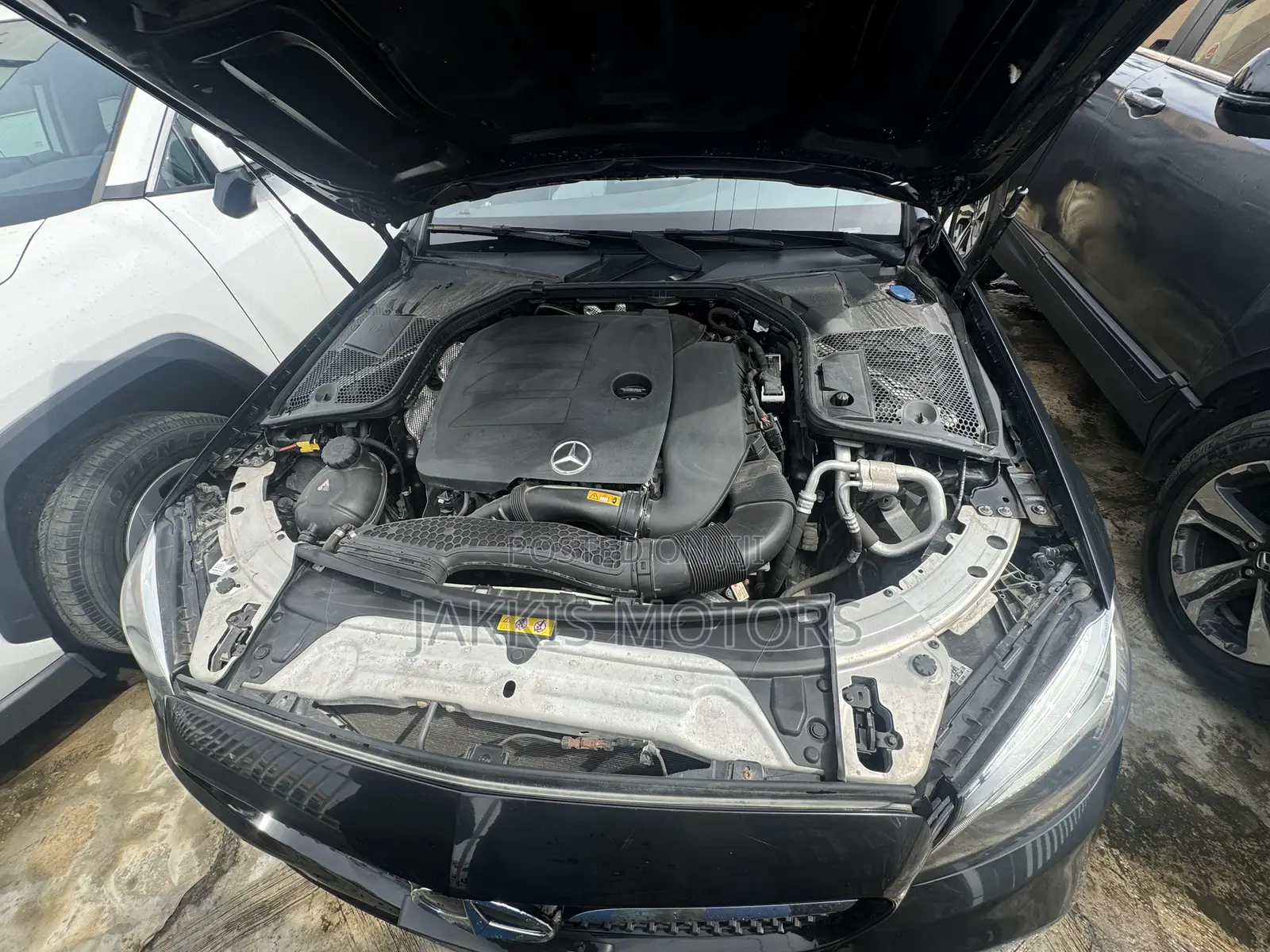 Mercedes-Benz C300 2020 Black
