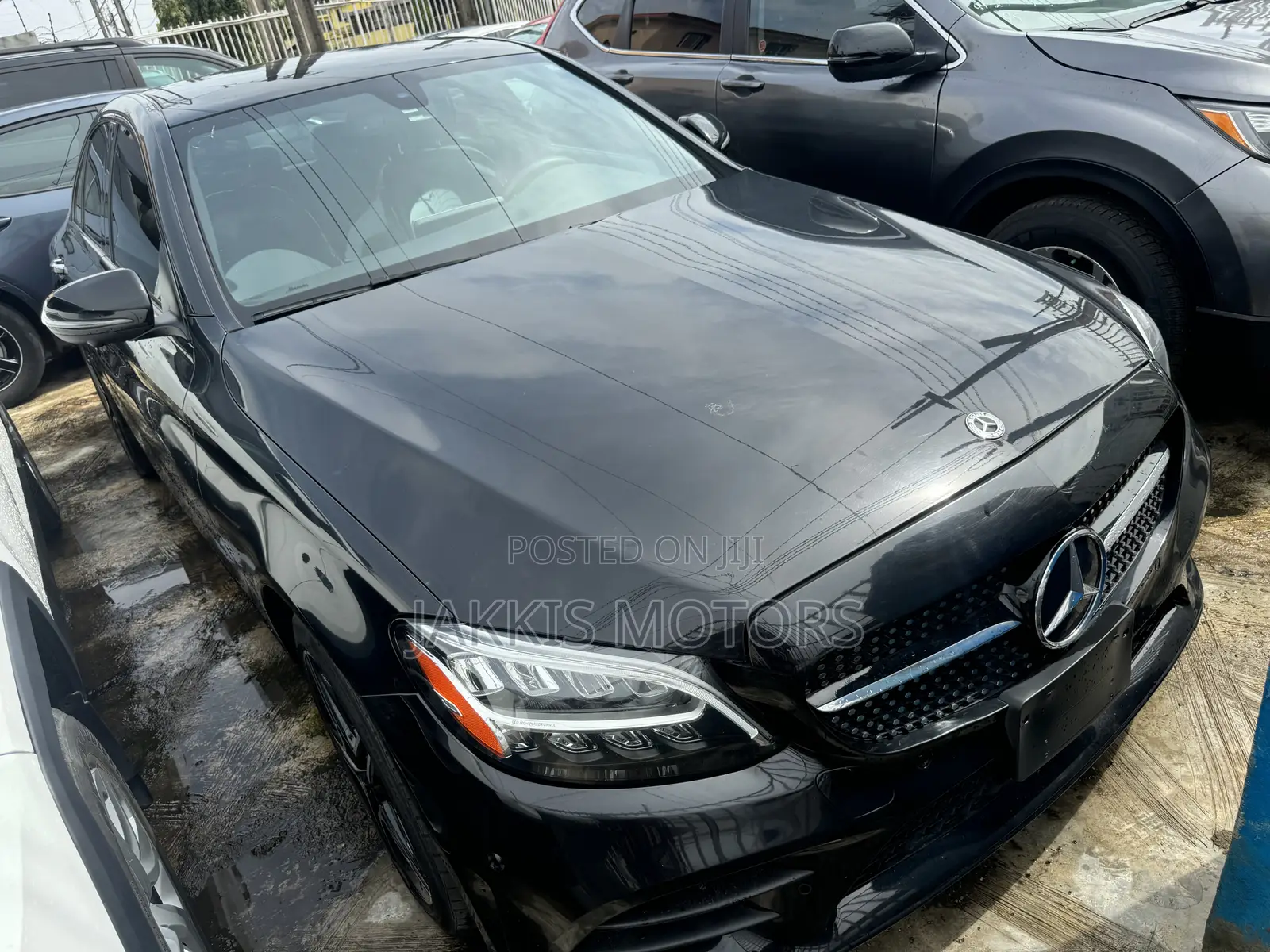 Mercedes-Benz C300 2020 Black