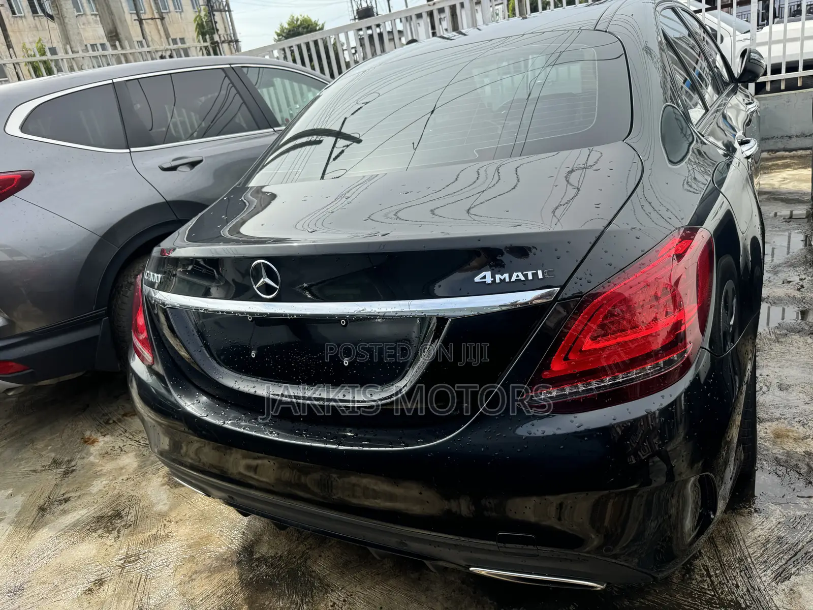 Mercedes-Benz C300 2020 Black