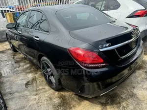Mercedes-Benz C300 2020 Black