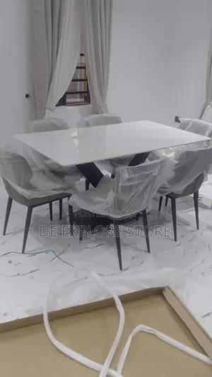 High Quality Dining Table Set