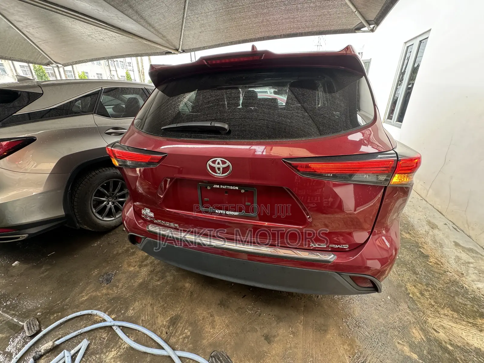 Toyota Highlander 2022 Red