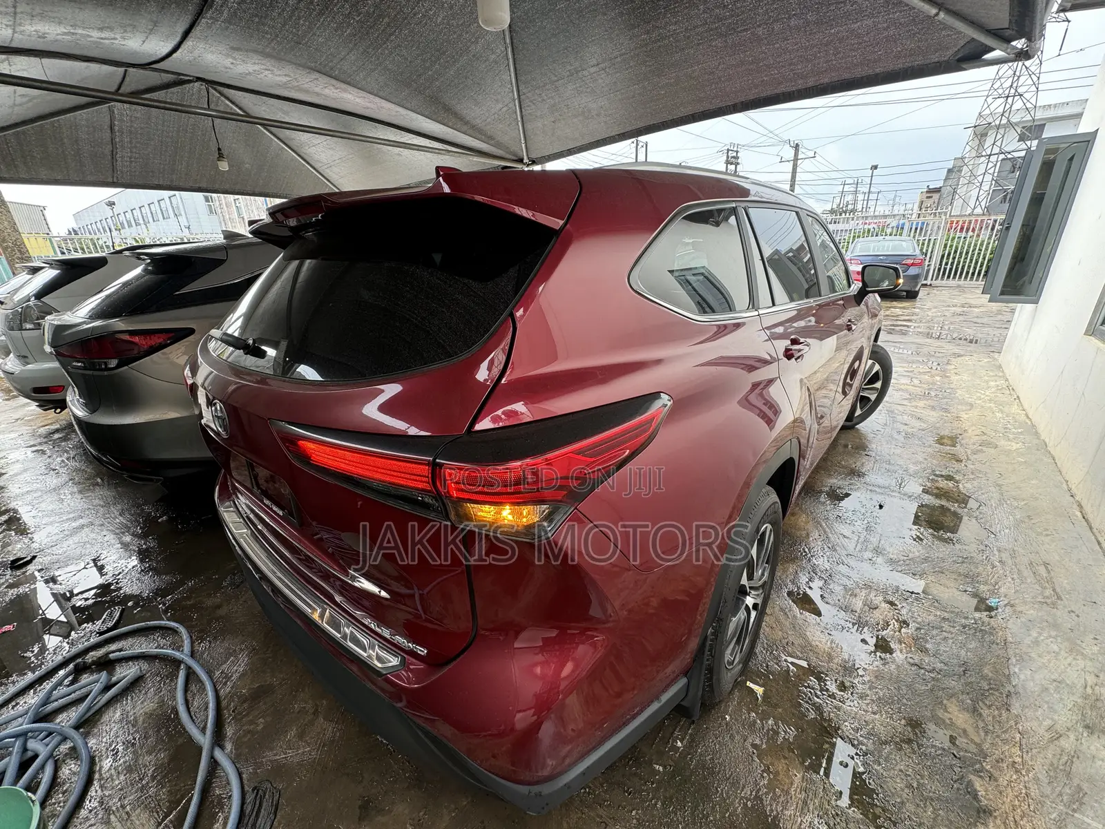 Toyota Highlander 2022 Red