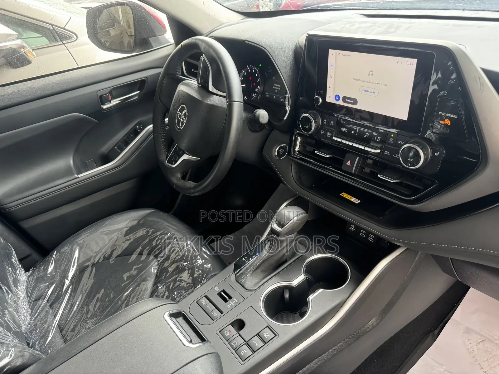 Toyota Highlander 2022 Red