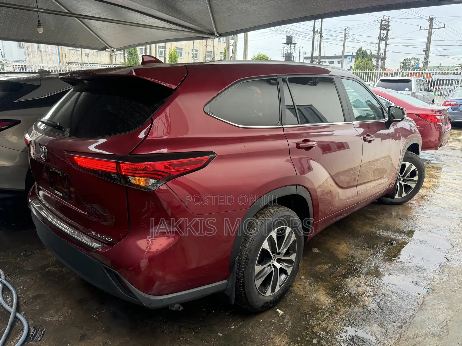 Toyota Highlander 2022 Red