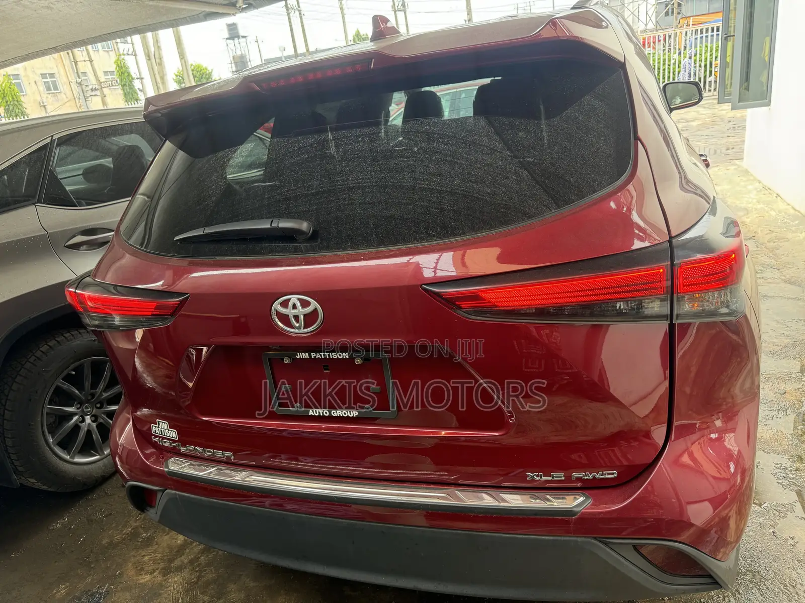 Toyota Highlander 2022 Red
