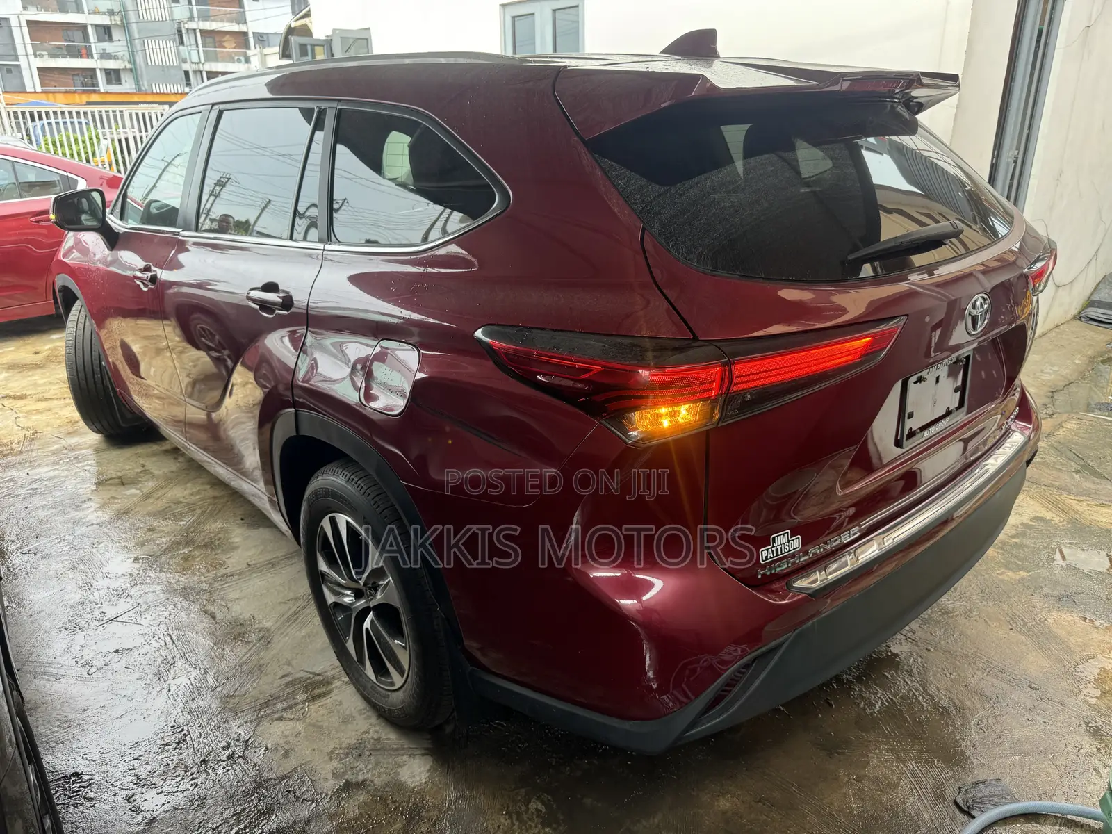 Toyota Highlander 2022 Red