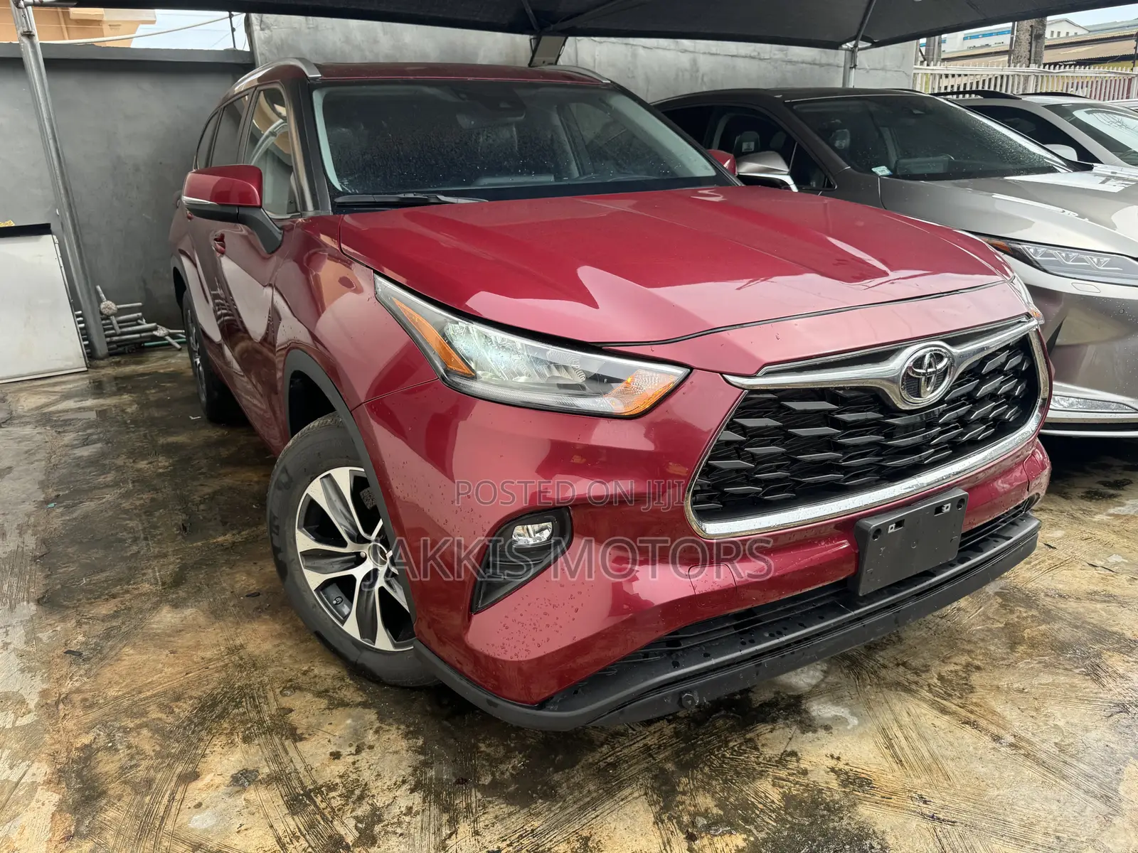 Toyota Highlander 2022 Red