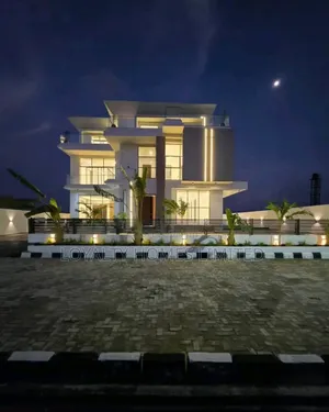 Furnished 5bdrm Duplex in Osapa london for sale