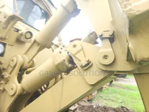 Buldozer With Ripper D8k for Hire