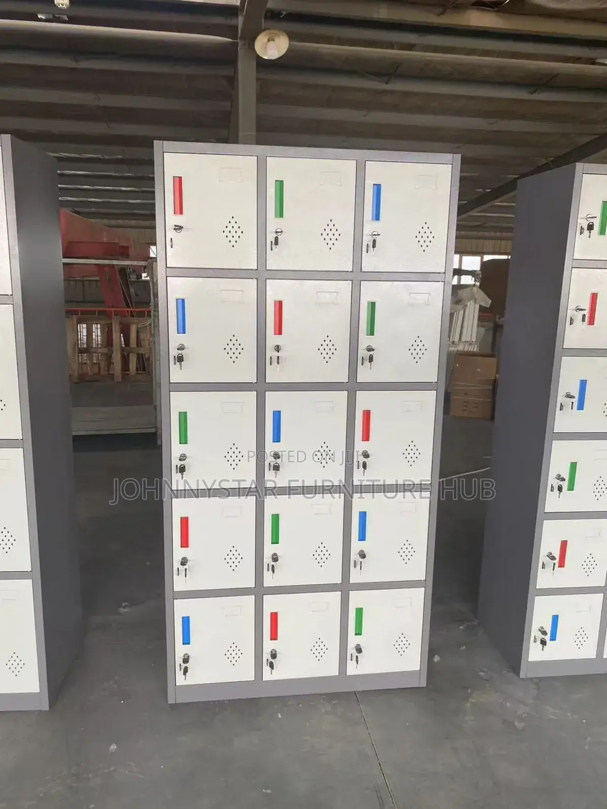 Metal 15 Doors Workers Lockers