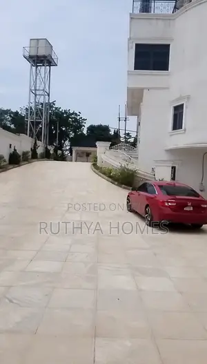 9bdrm Duplex in Maitama for sale