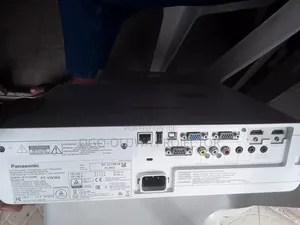 Latest Panasonic Pt-Vx430 Multimedia Projector