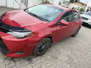 Toyota Corolla LE 4dr Sedan (1.8L 4cyl CVT) 2017 Red