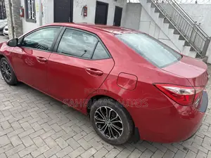 Toyota Corolla LE 4dr Sedan (1.8L 4cyl CVT) 2017 Red