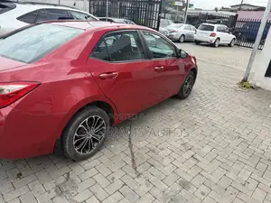 Toyota Corolla LE 4dr Sedan (1.8L 4cyl CVT) 2017 Red