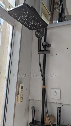 Huma Standing Shower