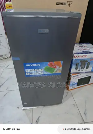 Skyrun Single Door Fridge - 160 Litres Capacity