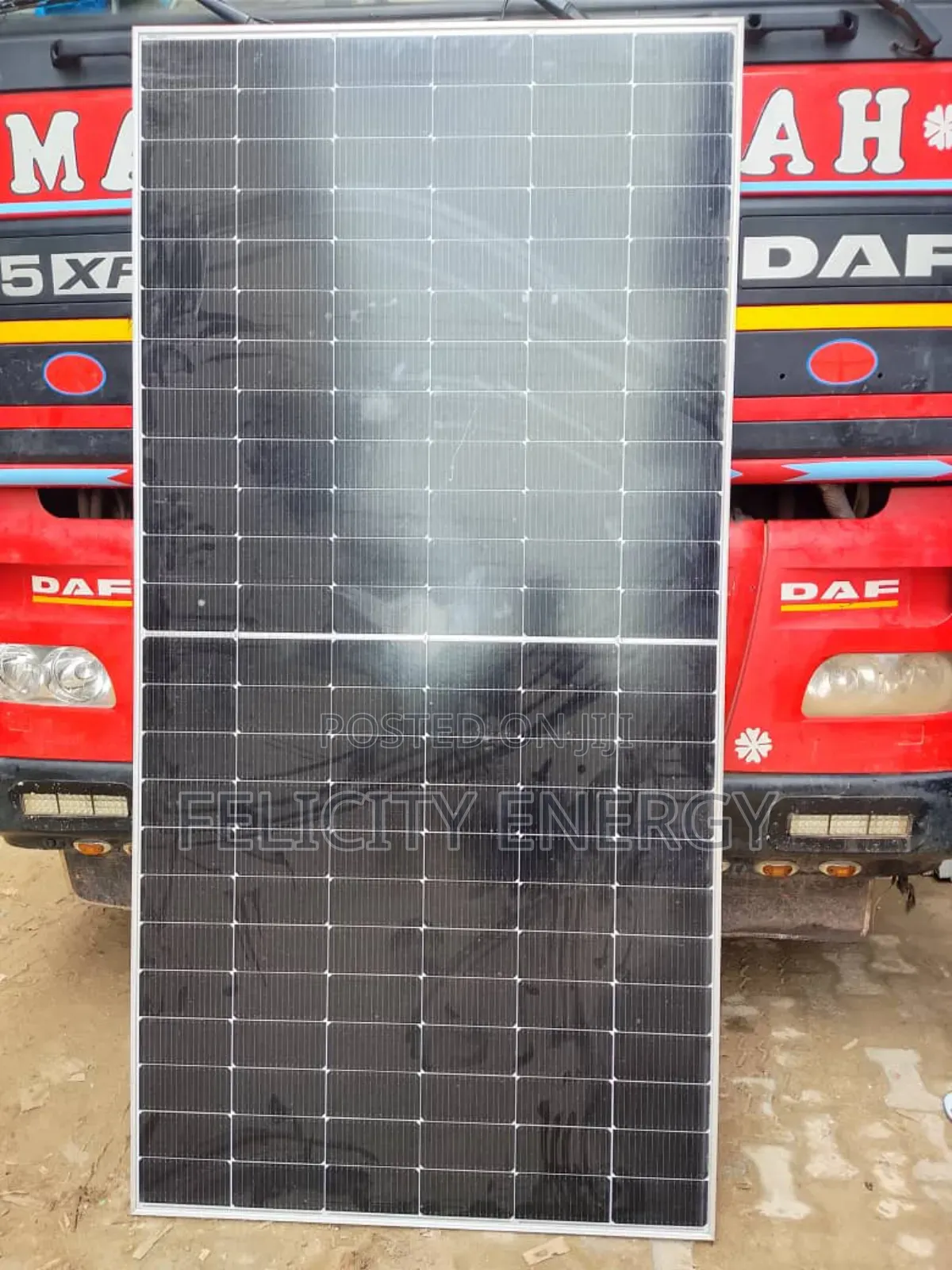 Jinko 650watt Bifacial Solar Panel