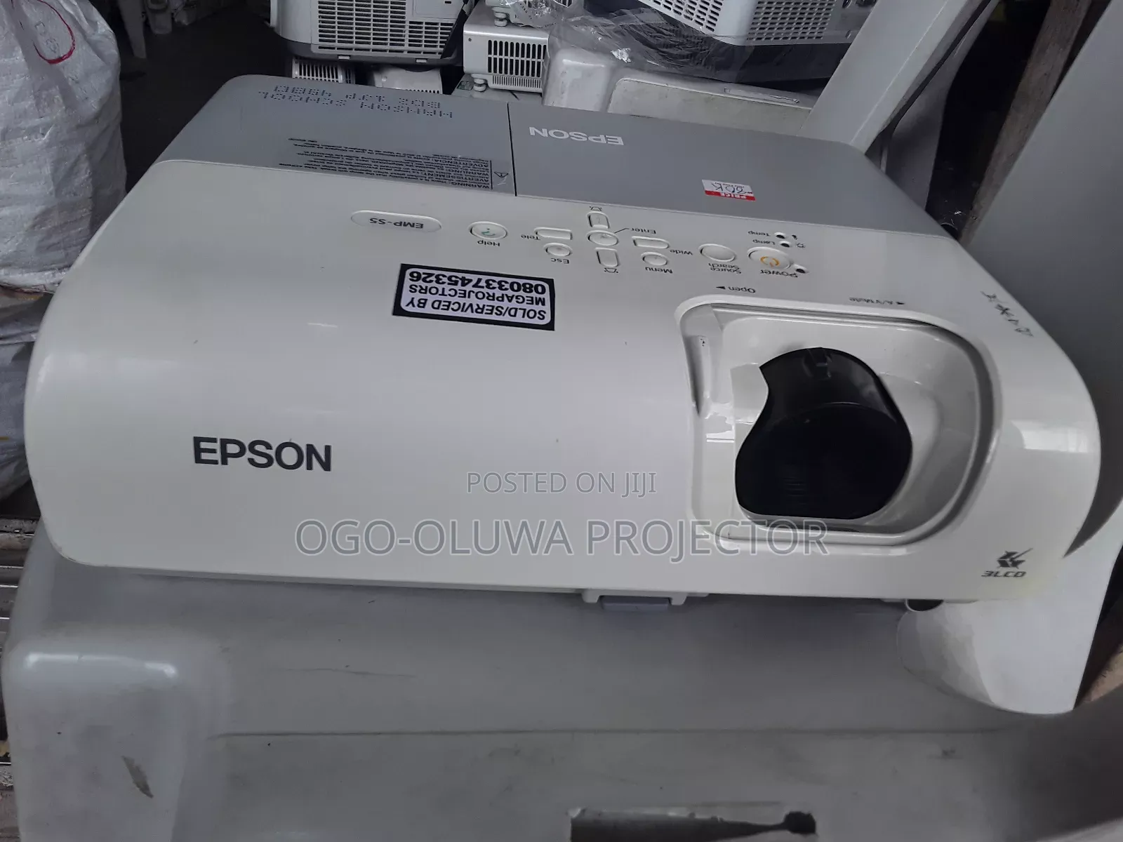 Very Affprdable Epson Emp-S5 Presentation Projector