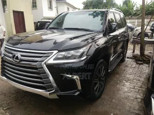 Lexus LX 570 2011 Black