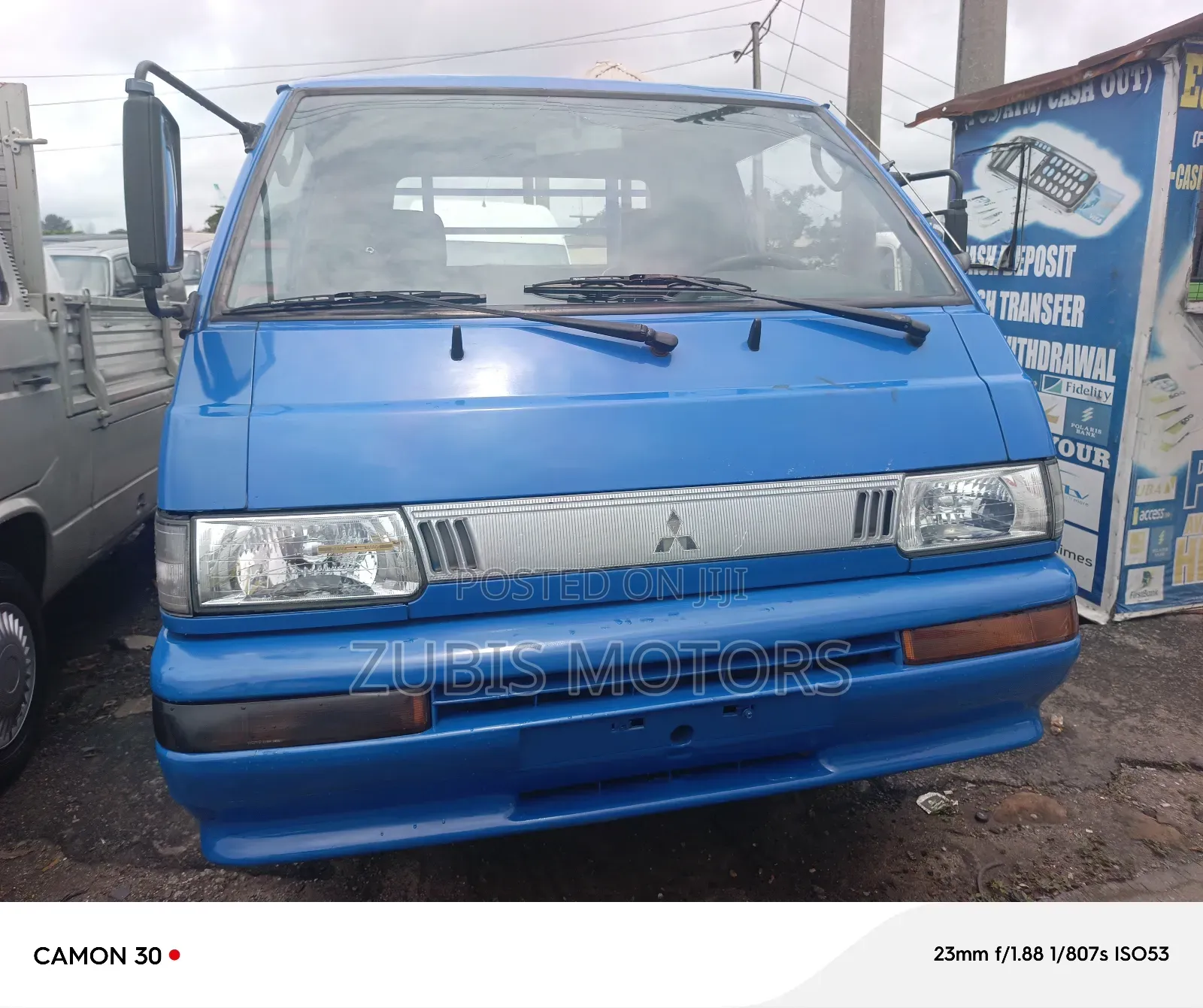 Mitsubishi Delica 2005 Blue
