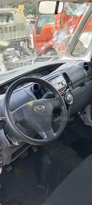 Daihatsu Hijet 2015 Silver