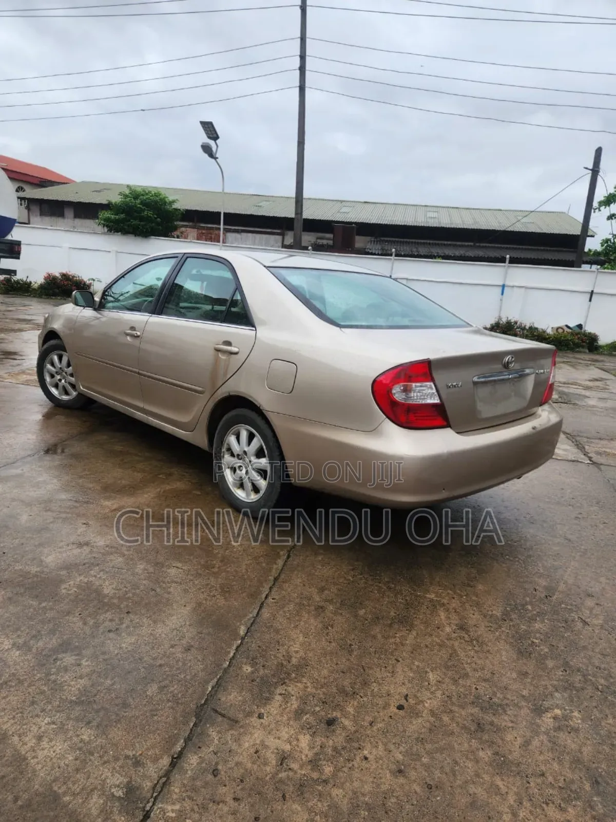 Toyota Camry 2004 Gold