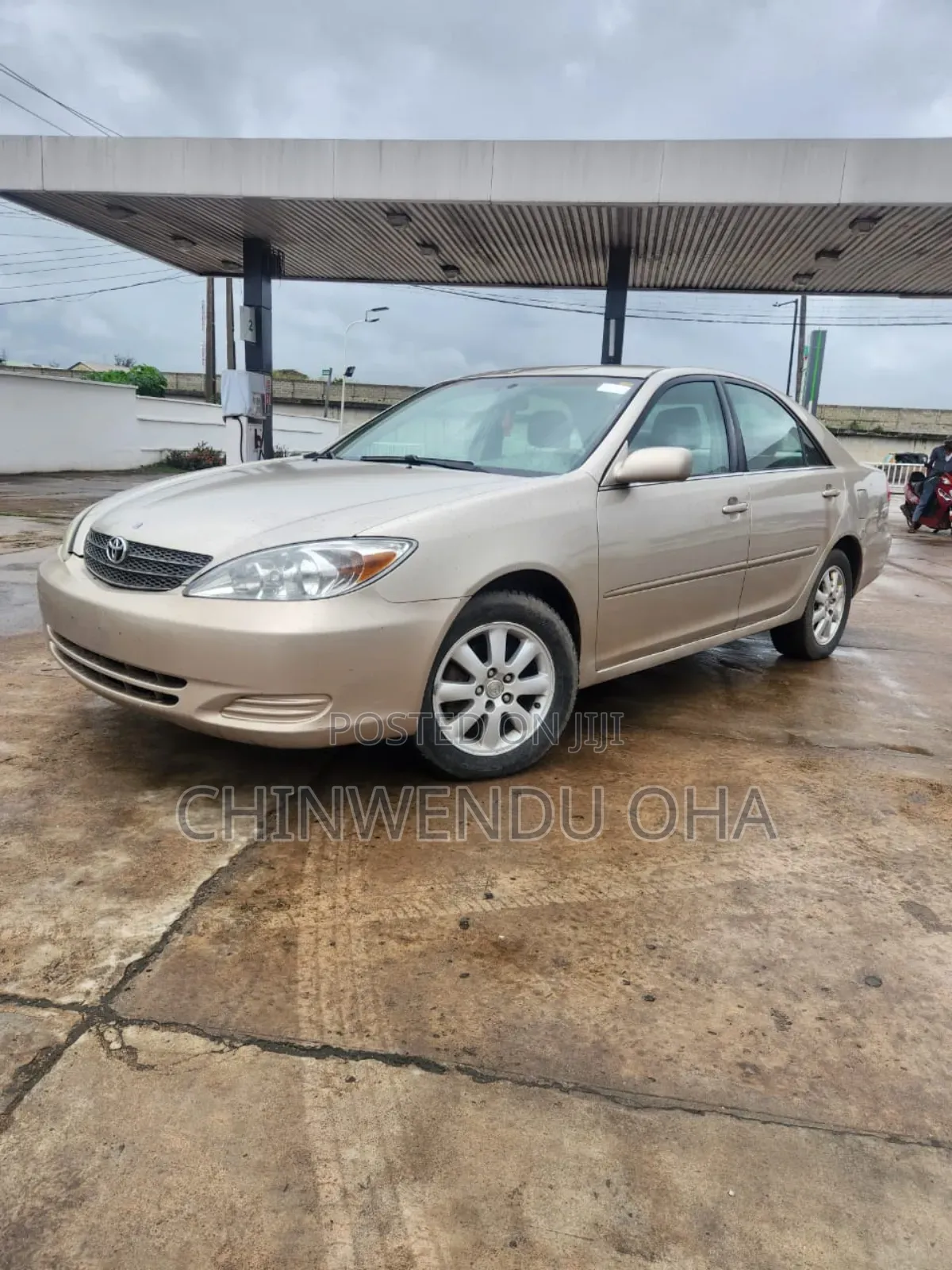 Toyota Camry 2004 Gold