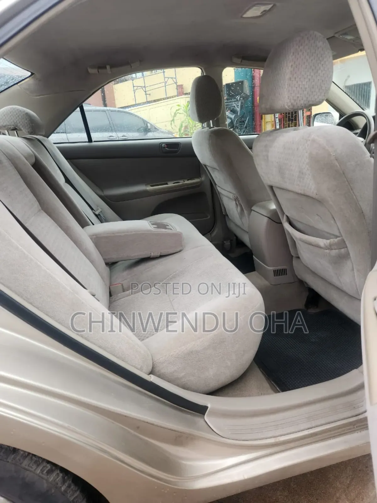 Toyota Camry 2004 Gold