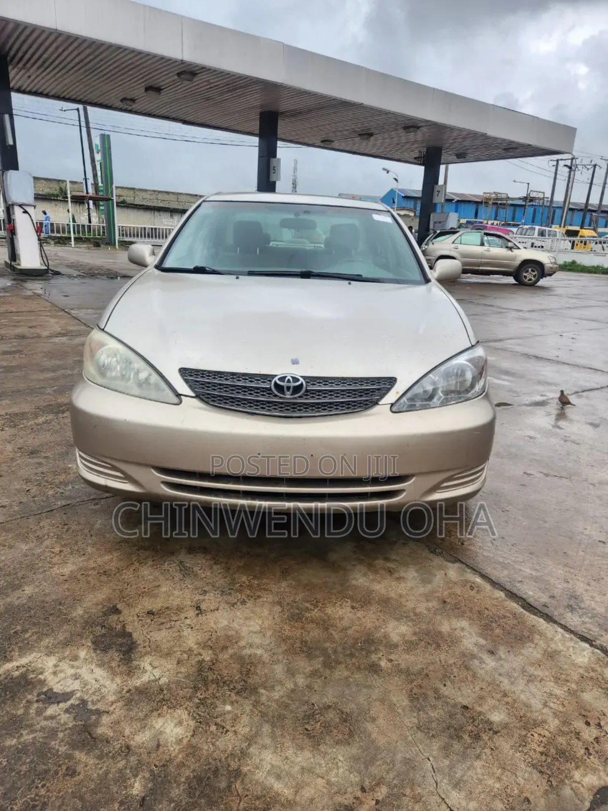 Toyota Camry 2004 Gold