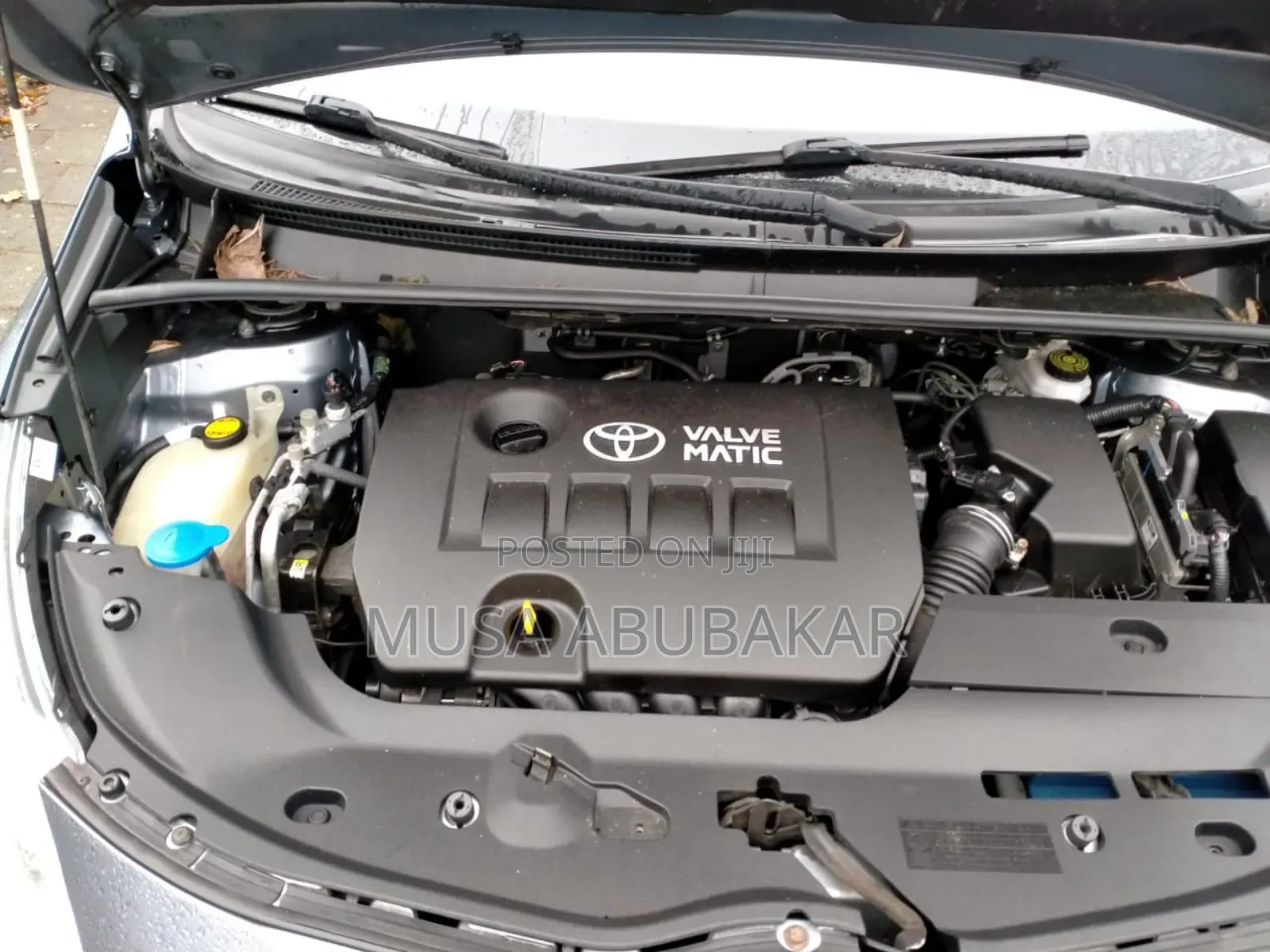 Toyota Verso 2011 Blue