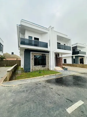 4bdrm Duplex in Kolapo Ishola Gra, Ibadan for rent