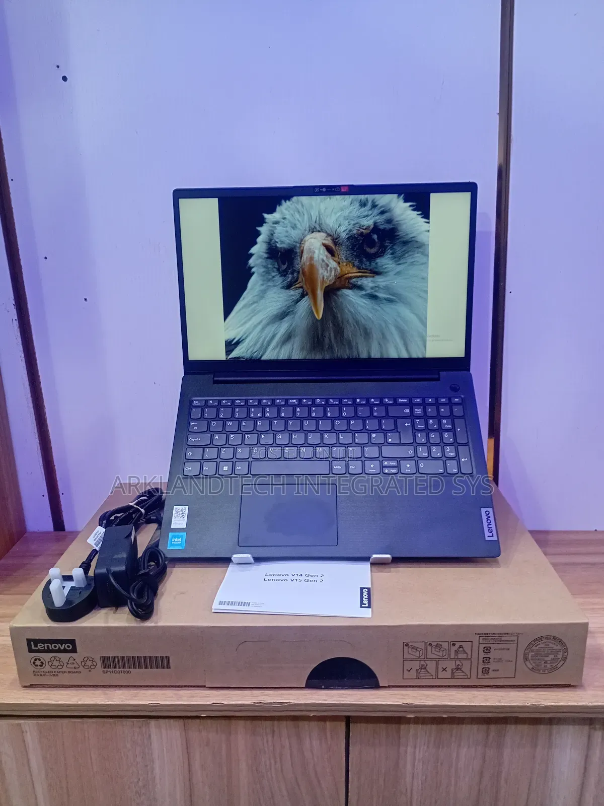 New Laptop Lenovo IdeaPad 330C 8GB Intel Celeron SSD 256GB