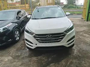 Hyundai Tucson Limited AWD 2018 White