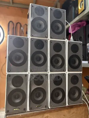 London  Use Studio Monitor