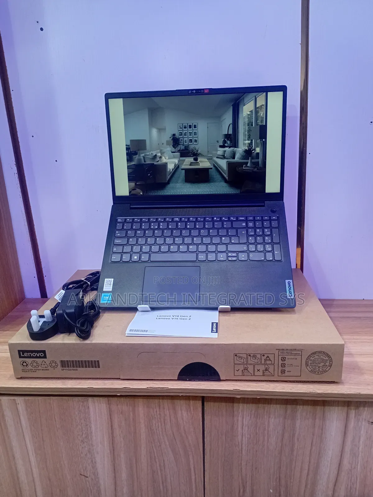 New Laptop Lenovo IdeaPad 520 8GB Intel Celeron SSD 256GB