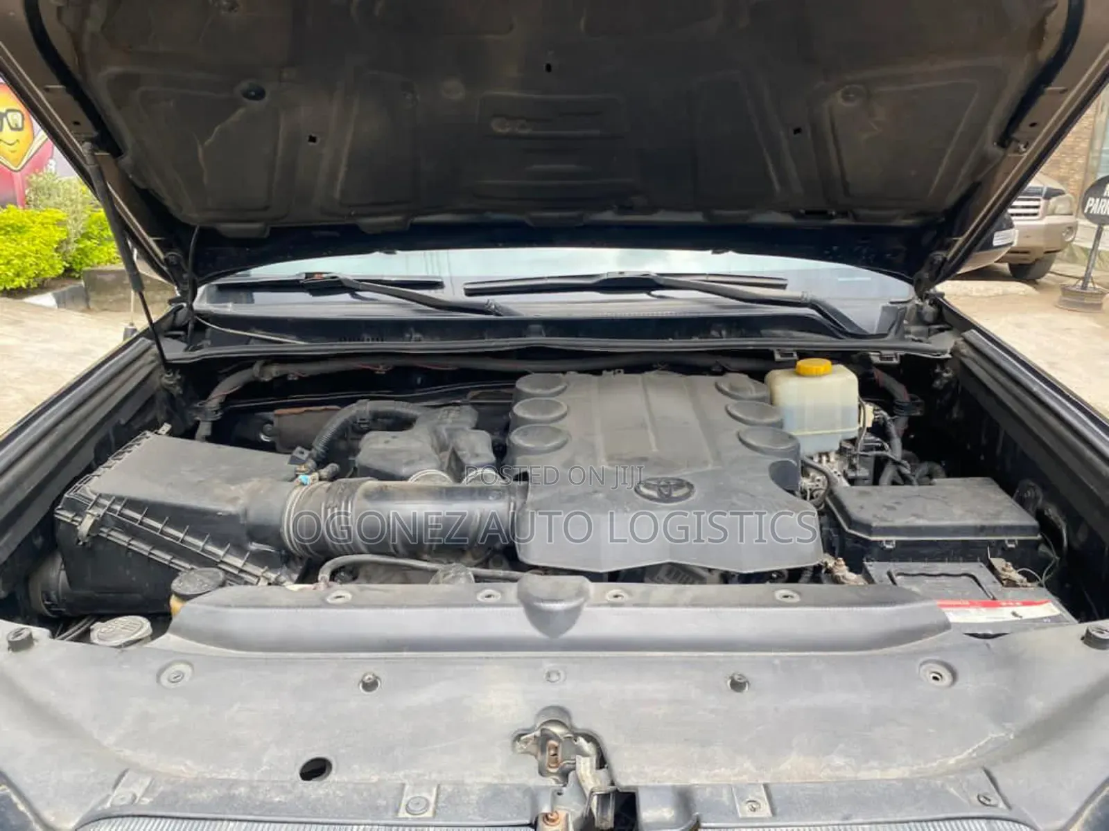 Toyota 4-Runner SR5 4WD 2012 Black