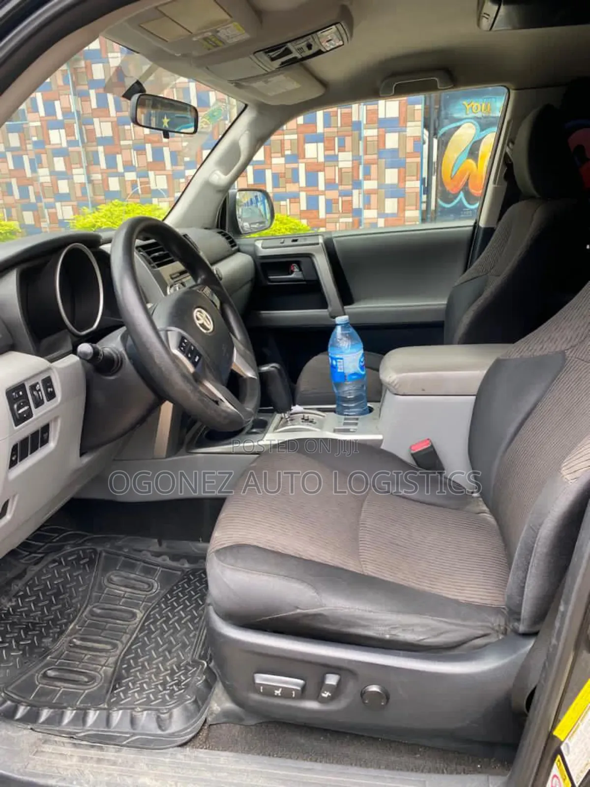 Toyota 4-Runner SR5 4WD 2012 Black