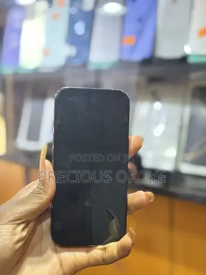 Apple iPhone 16 128 GB Black