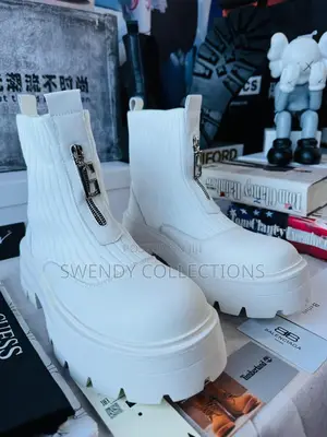 High Top Quality Balenciaga Boots