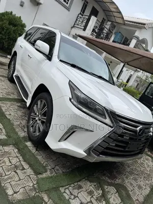 Lexus LX 570 (5 seats) AWD 2017 White