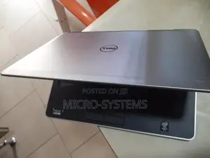 Laptop Dell Latitude 7440 16GB Intel Core I5 HDD+SSD 256GB