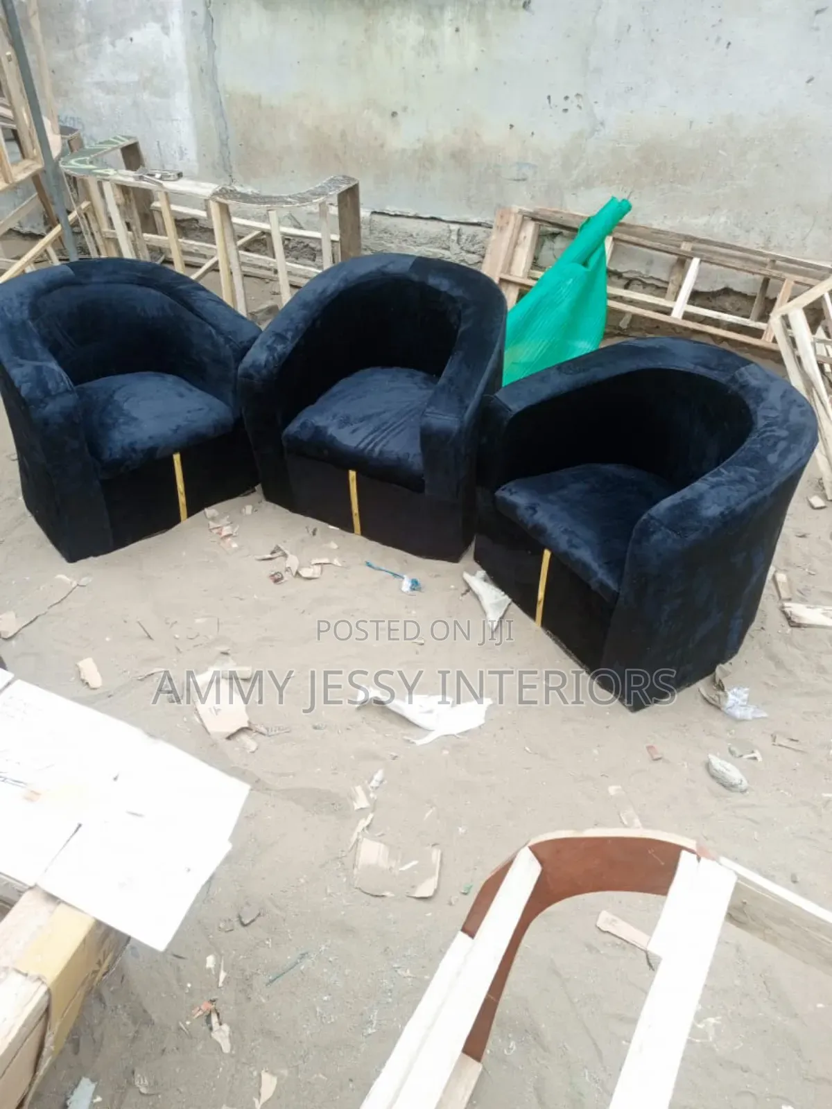 Single Bucket Chair