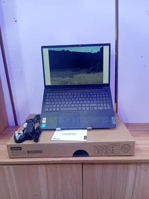New Laptop Lenovo IdeaPad 520S 8GB Intel Celeron SSD 512GB